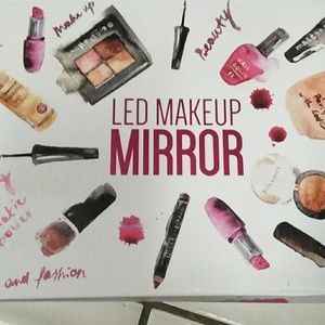 LED  makeup mirror
